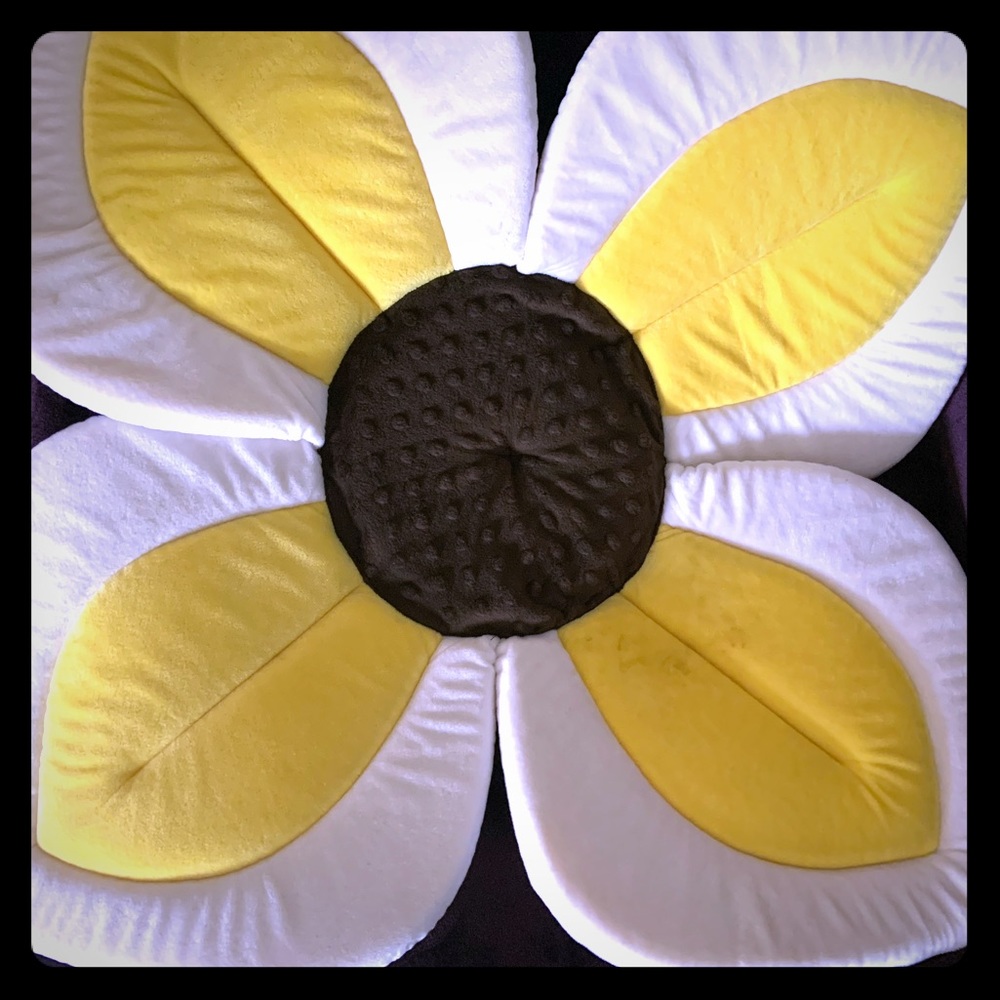Blooming Bath Lotus Yellow For babies bath